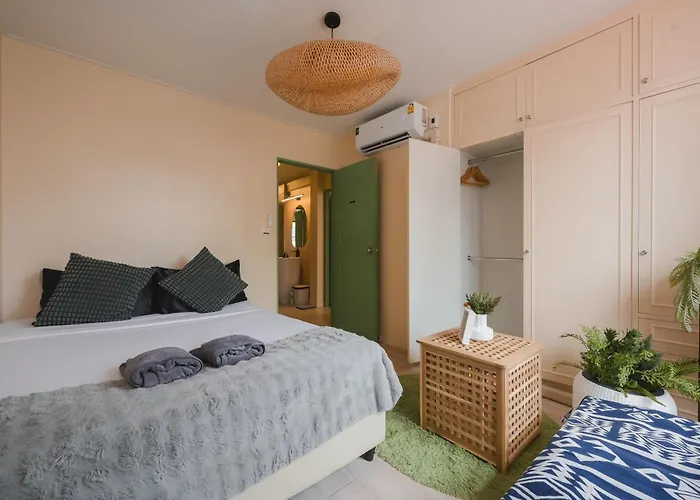 4br 10pax 2min 7eleven & 7min Commons Thonglor *